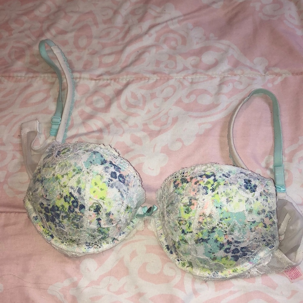 Victoria Secret Bra